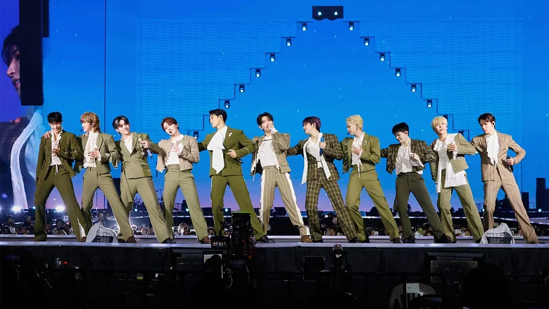 SEVENTEEN [RIGHT HERE] WORLD TOUR IN CINEMAS trailer